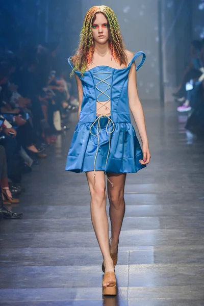 Look 53